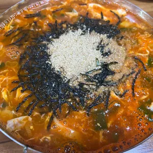 얼큰이손칼국수 사진