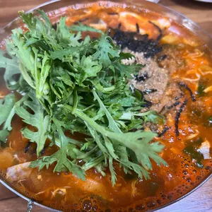 얼큰이손칼국수 사진