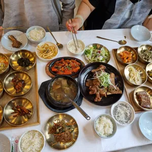 청풍 약채락성현한정식 사진