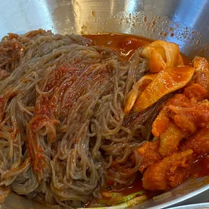수락이오냉면 사진