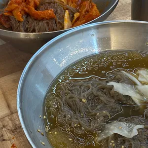 수락이오냉면 사진