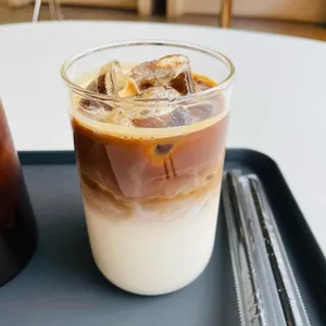 프리레인 커피 로스터스 사진