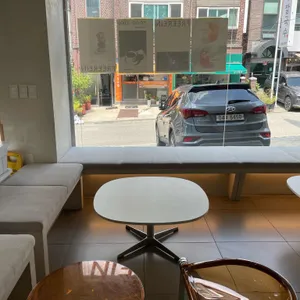 프리레인 커피 로스터스 리뷰 사진