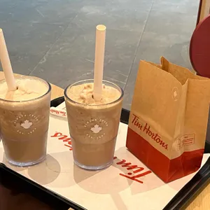 팀홀튼 사진