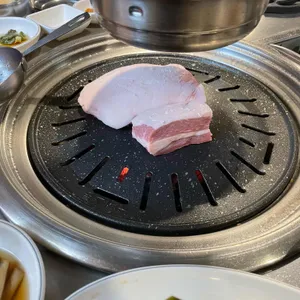 육식주 사진