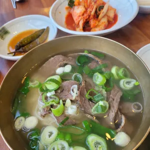 디안 한우곰탕 콩국수 사진