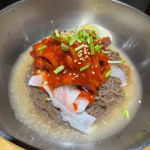 골목냉면 사진