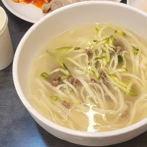 훼미리손칼국수 사진