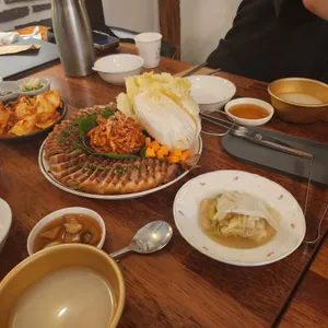 봄날객잔 사진