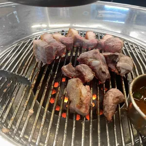 돈사돈 사진