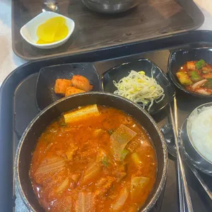 명가24시생고기김치찌개 사진