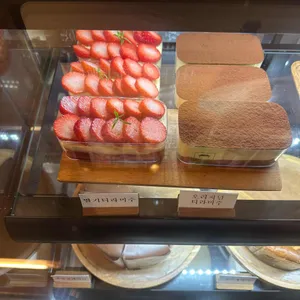 경우 리뷰 사진