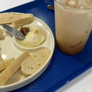 에이프 사진