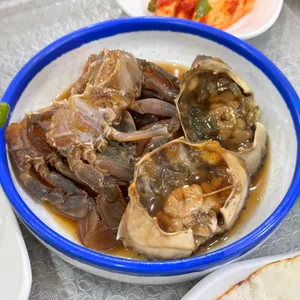 굴다리쉼터 사진