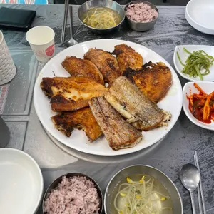 부두식당 사진