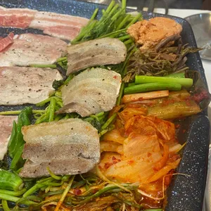 빛나는미나리식당 사진