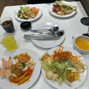 애슐리퀸즈 사진