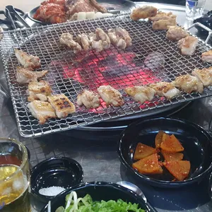 닭고집숯불닭갈비 사진