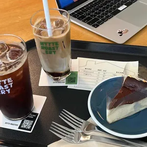 히떼로스터리 사진