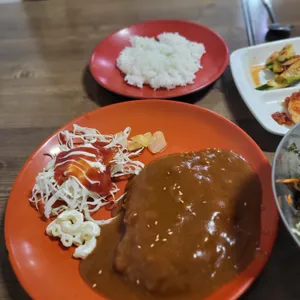 까치돈까스 사진