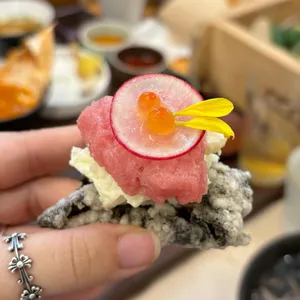 머무를 정 세이로무시 사진
