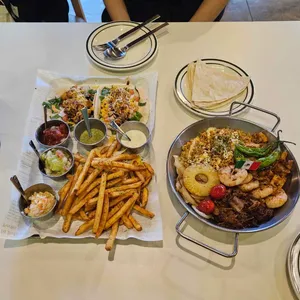 타코앤칩스 사진