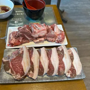 히츠지야 사진