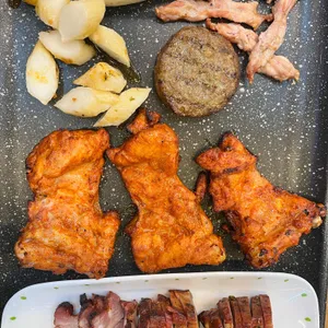 장경리항아리 바베큐 보쌈 돈치킨 사진