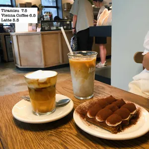 마일스톤 커피 사진