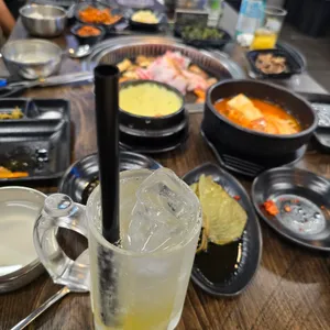 우식 & 아미고 사진