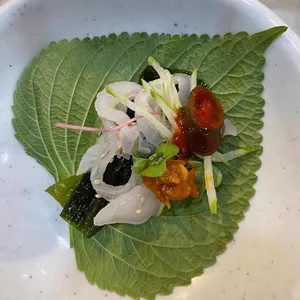 복돈이 막회 물회 육회 해산물 사진