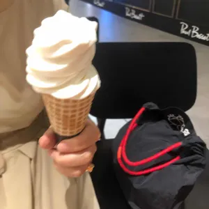 폴 바셋 사진