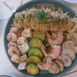 어느달 사진