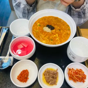 본죽 사진