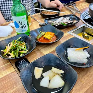 향촌흑염소 사진