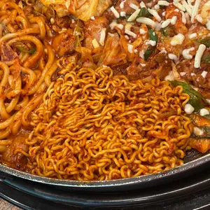 유가네닭갈비 사진