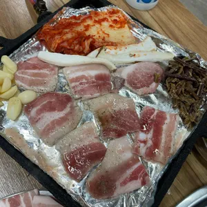 철뚝길 사진