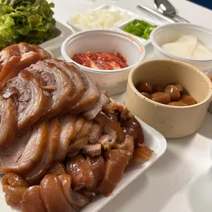 영심이왕족발 사진