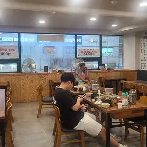 돈이 돌솥밥순대국 리뷰 사진