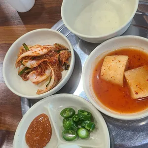 돈이 돌솥밥순대국 사진