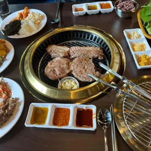 청년고기장수 사진