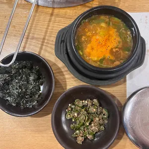 명동돼지한마리 사진