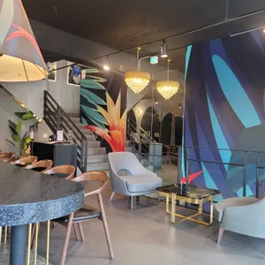 하이테이블 리뷰 사진