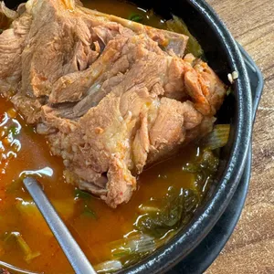 삼식이감자탕뼈해장국 사진