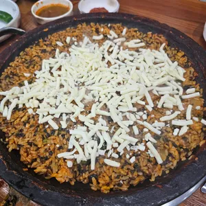 돌솟해물뼈찜 사진