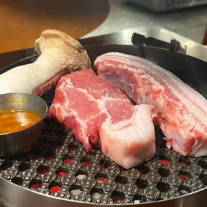 연동 돌담흑돼지 사진