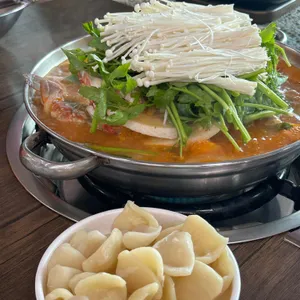 충남서산집 사진
