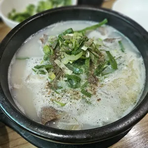 연지본관 사진