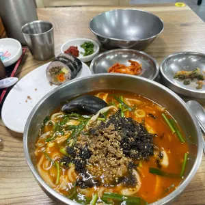 까치칼국수 대표 사진