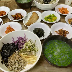 동흥재첩국 사진